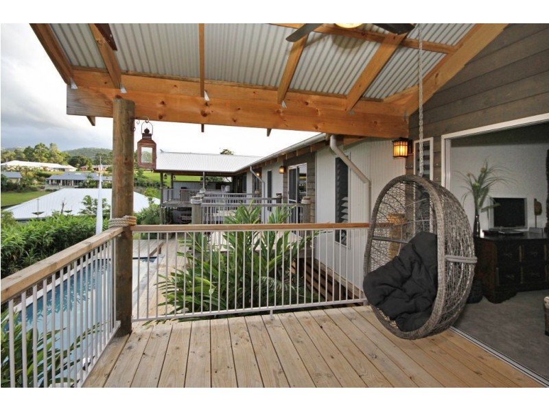 12 Friarbird Crescent, Bonogin QLD 4213