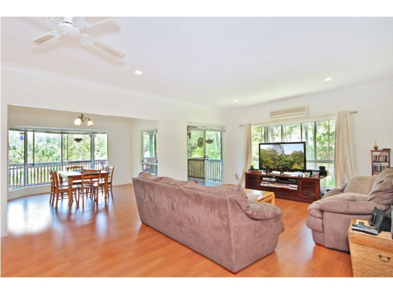 5 Glenaura Drive, Tallai QLD 4213