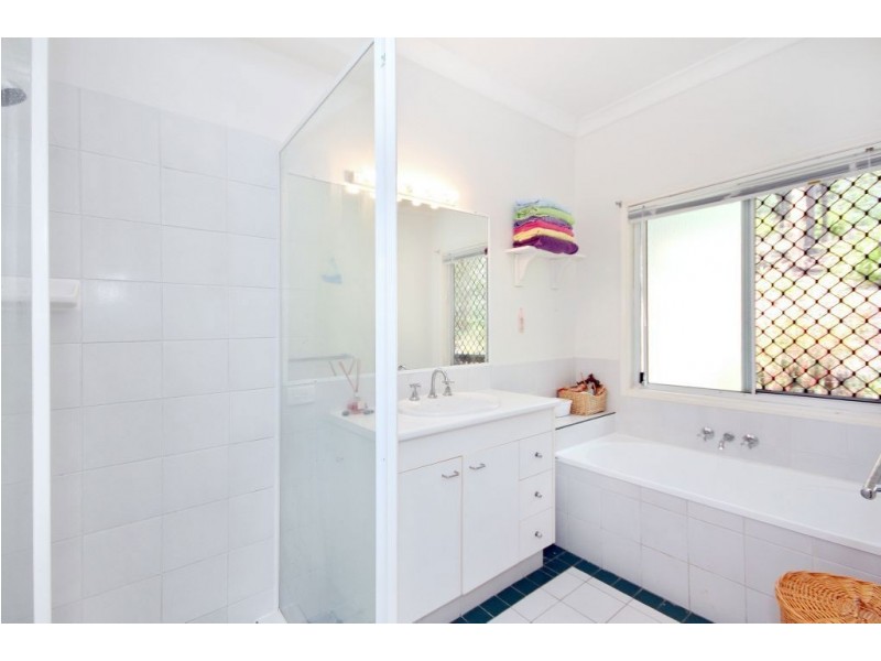 5 Glenaura Drive, Tallai QLD 4213