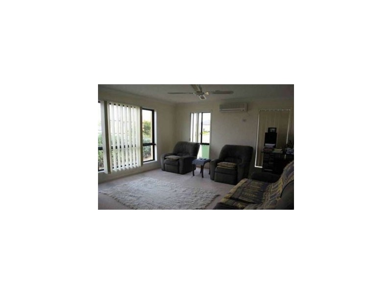 95 Christina Ryan Way, Arundel QLD 4214