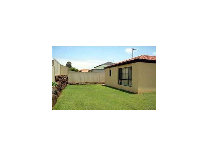 95 Christina Ryan Way, Arundel QLD 4214