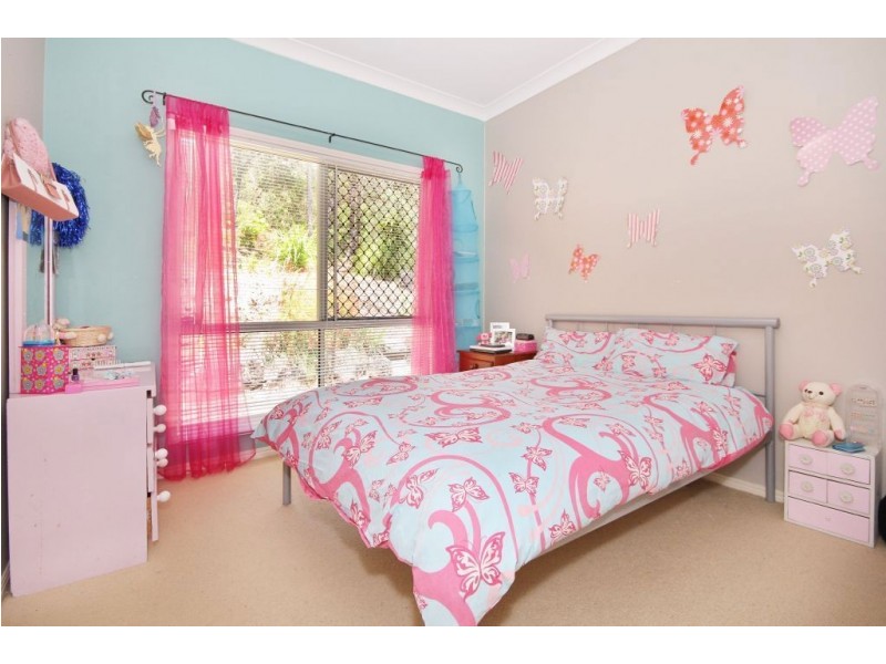 5 Glenaura Drive, Tallai QLD 4213