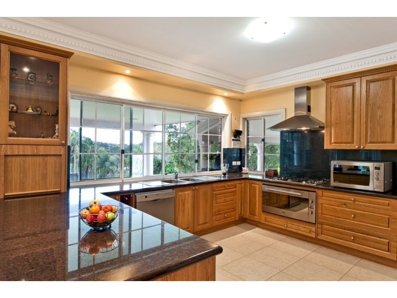 3 Manuka Road, Mudgeeraba QLD 4213