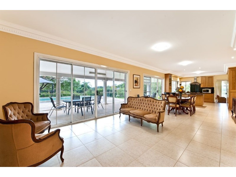 3 Manuka Road, Mudgeeraba QLD 4213