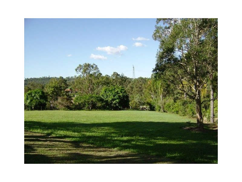 379 Worongary Road, Tallai QLD 4213