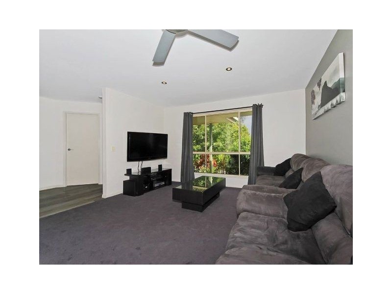 3 Retreat Place, Robina QLD 4226