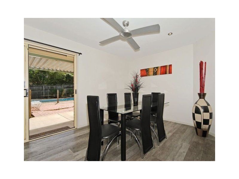 3 Retreat Place, Robina QLD 4226