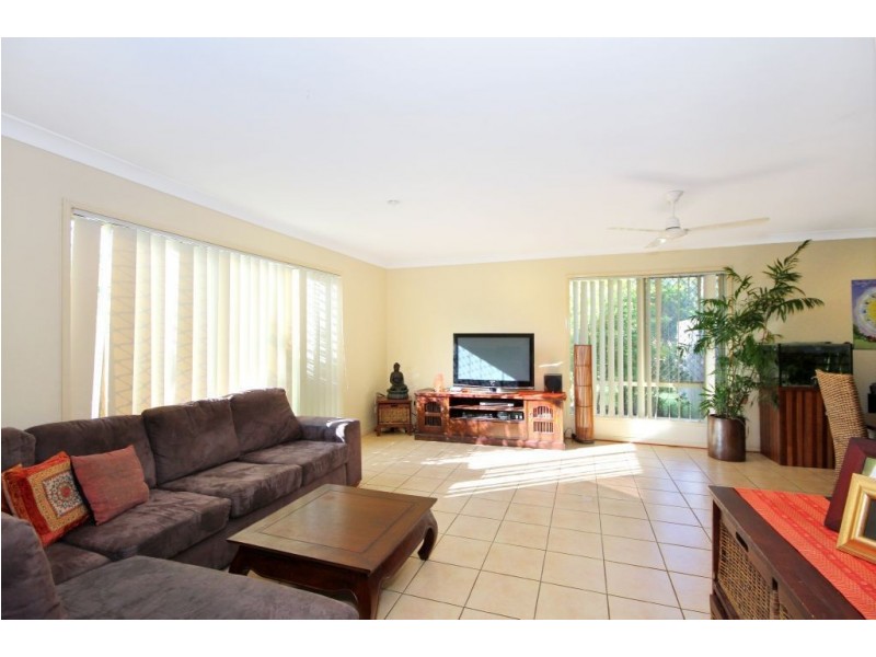 21 Altos Court, Mudgeeraba QLD 4213