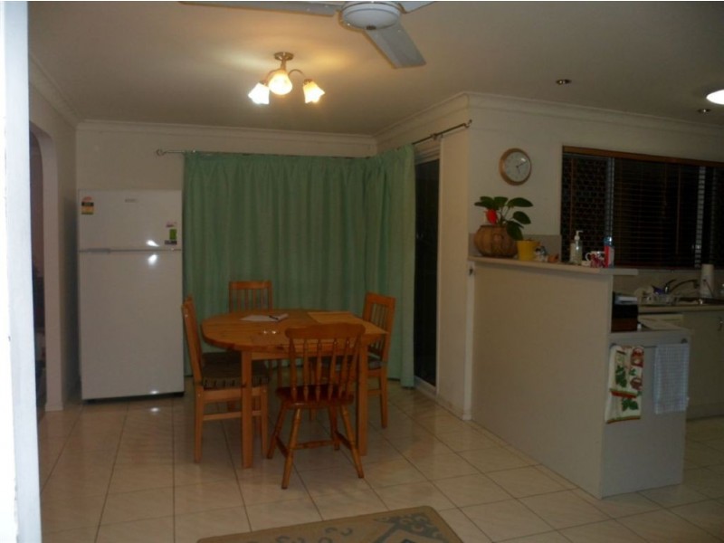 19 Hindmarsh Crt, Robina QLD 4226
