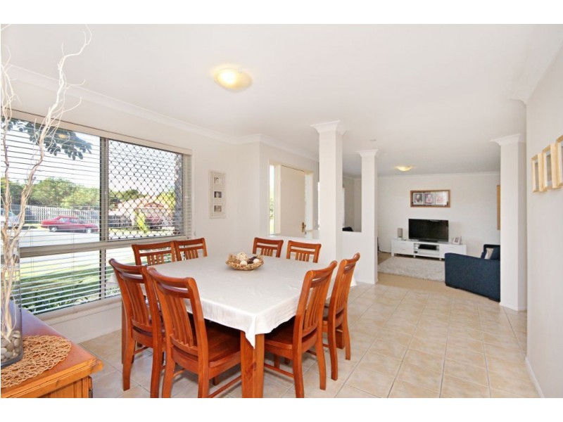 42 Burke Crescent, Mudgeeraba QLD 4213