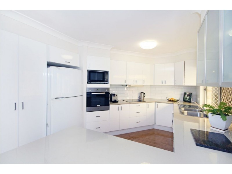 42 Burke Crescent, Mudgeeraba QLD 4213