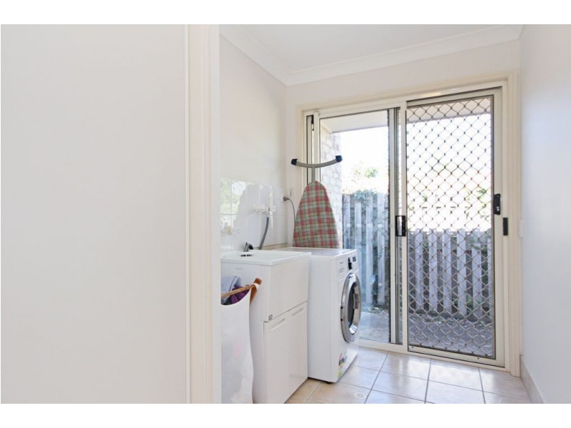 42 Burke Crescent, Mudgeeraba QLD 4213