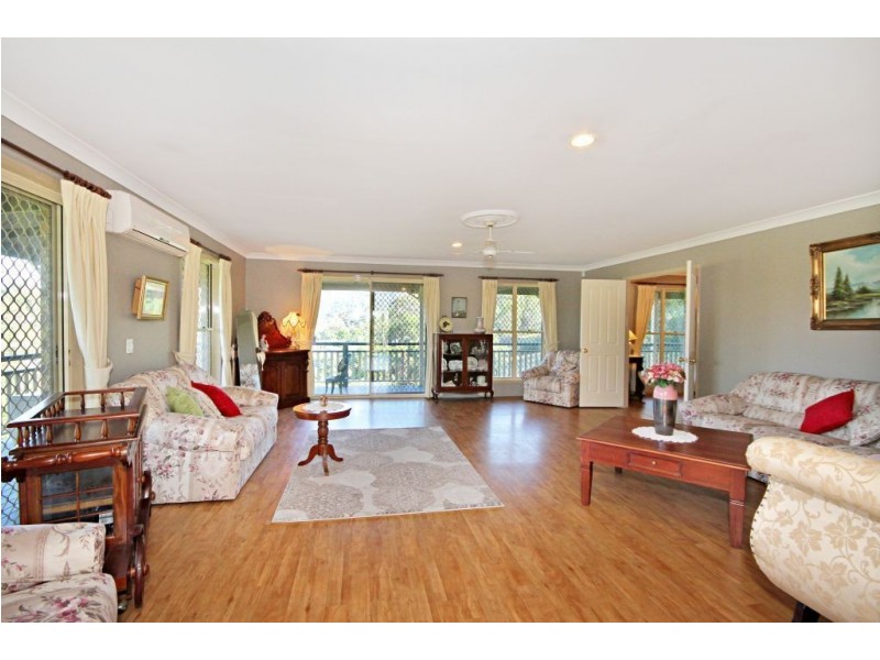 22 Otiose Court, Tallai QLD 4213