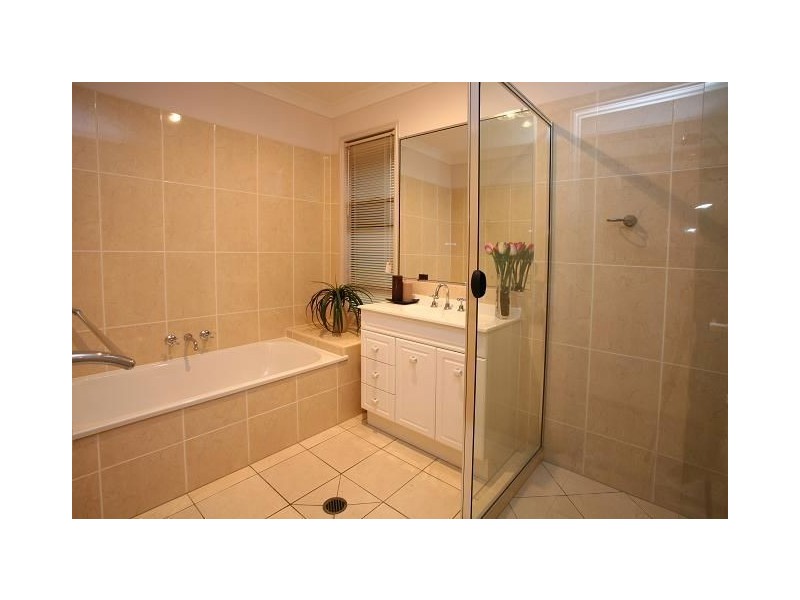 44 Gordonia Drive, Reedy Creek QLD 4227