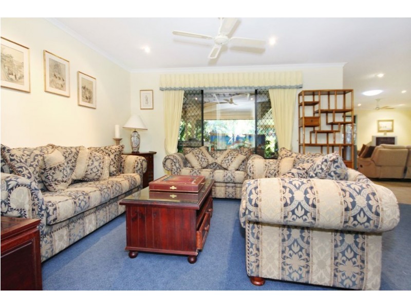 98 Gardenia Drive, Bonogin QLD 4213