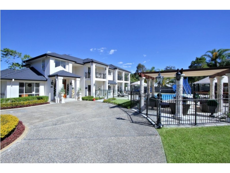 5 Tom Latimer Court, Worongary QLD 4213