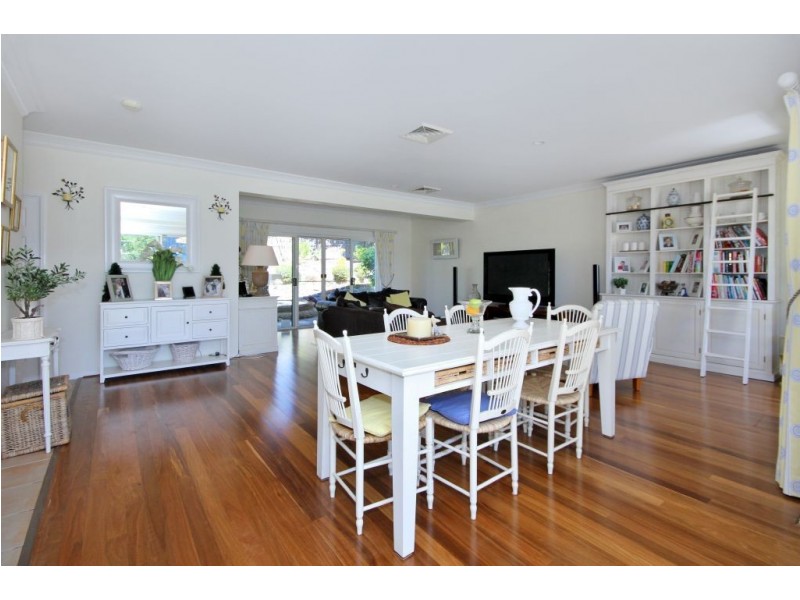 5 Tom Latimer Court, Worongary QLD 4213