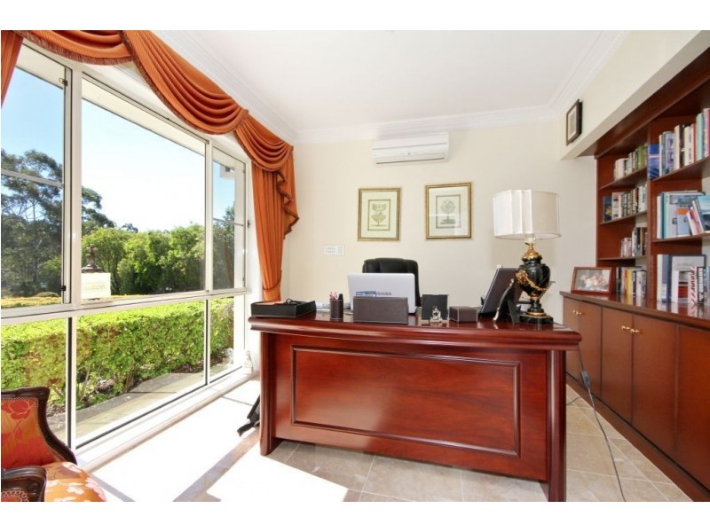5 Tom Latimer Court, Worongary QLD 4213
