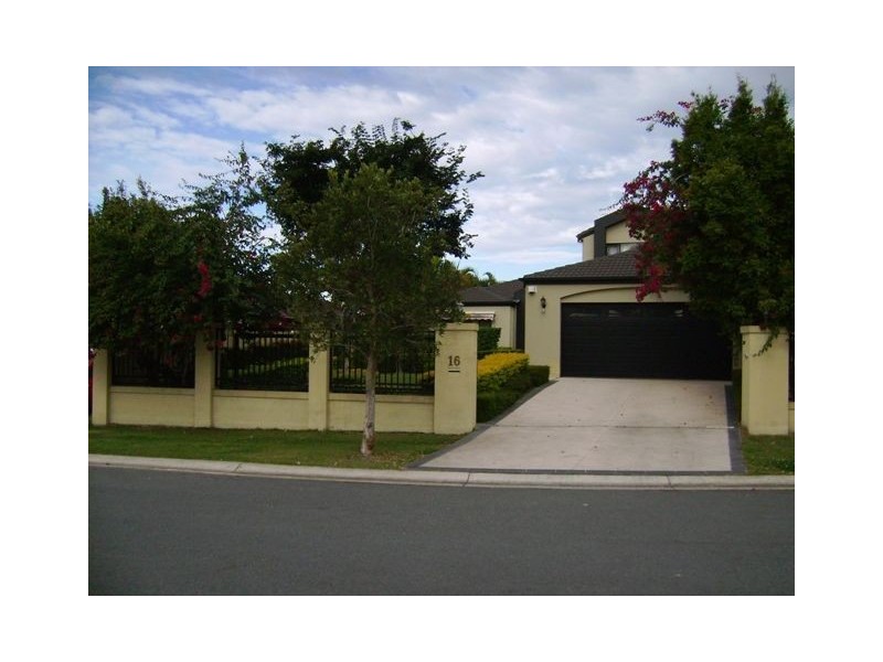 16 Applegum Court, Robina QLD 4226