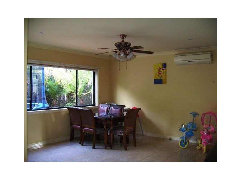 16 Applegum Court, Robina QLD 4226