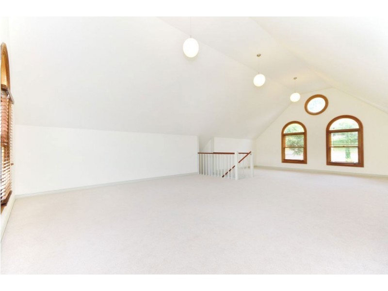 14 Fairy Wren Ct, Bonogin QLD 4213