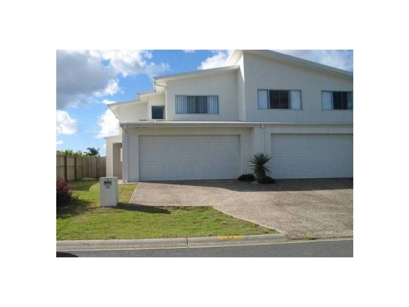 1/32 Marks Drive, Varsity Lakes QLD 4227