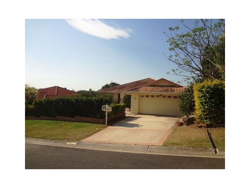 8 Flindersia Court, Reedy Creek QLD 4227