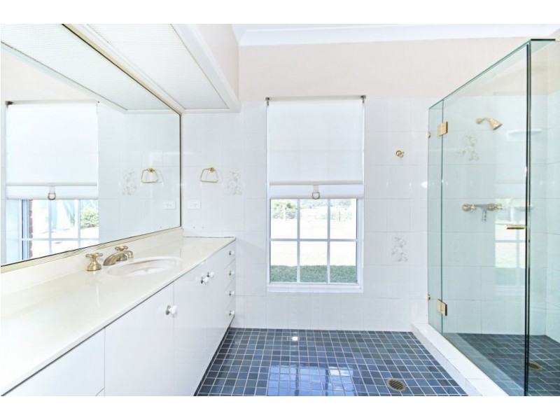 29 Davenport Drive, Bonogin QLD 4213