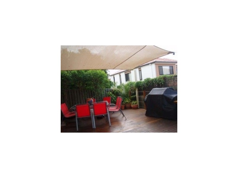 1/23 Anne Street, Southport QLD 4215