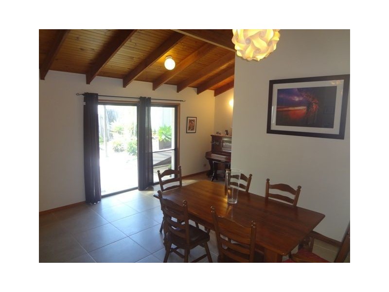 4 Springtime Court, Mudgeeraba QLD 4213