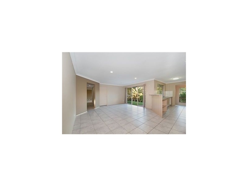 27 Hidden Valley Road, Bonogin QLD 4213