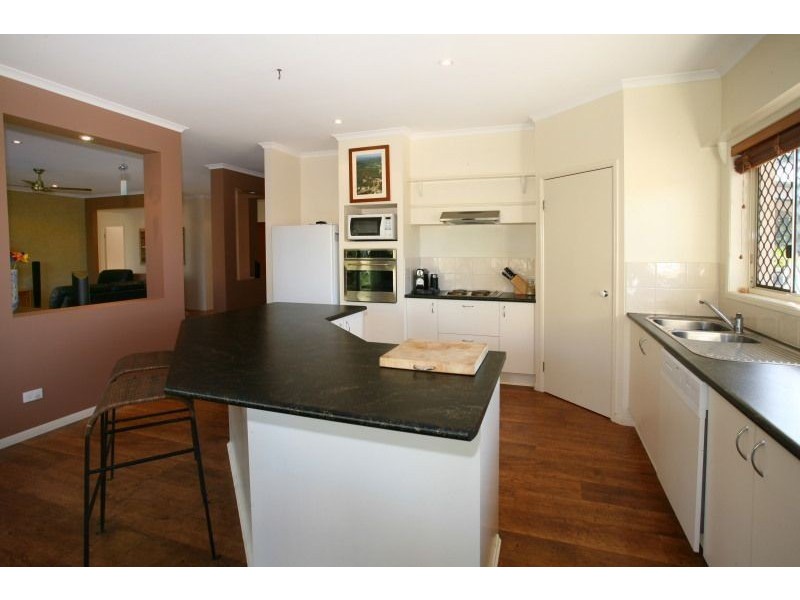 15 Glider Court, Bonogin QLD 4213