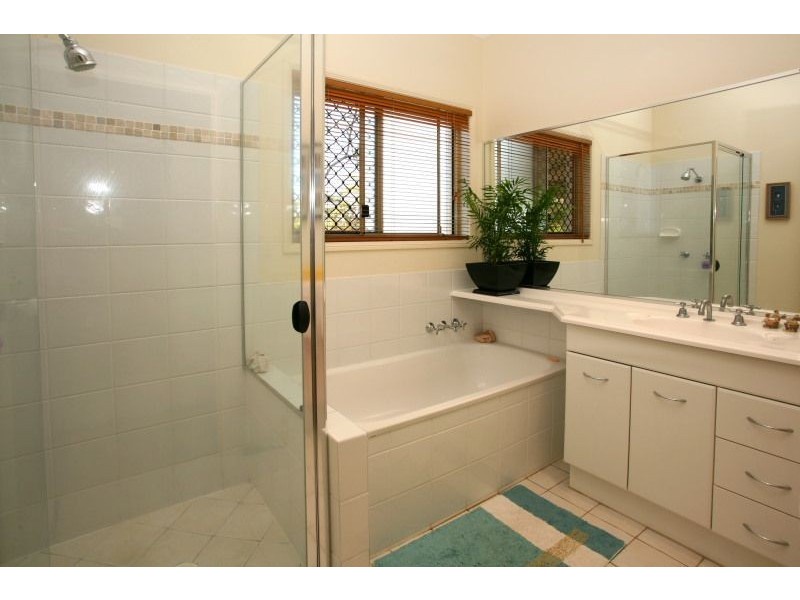 15 Glider Court, Bonogin QLD 4213