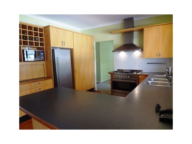 6 Baron Court, Tallai QLD 4213