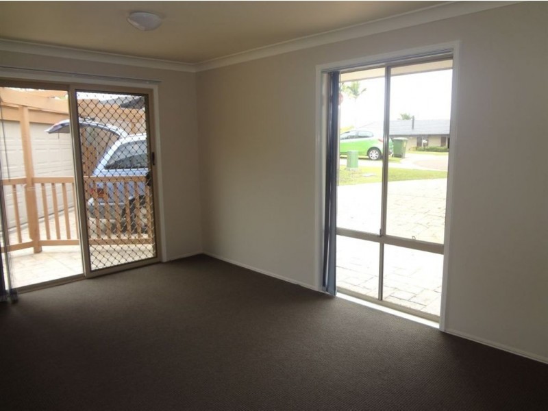 14 Laggan Crt, Merrimac QLD 4226