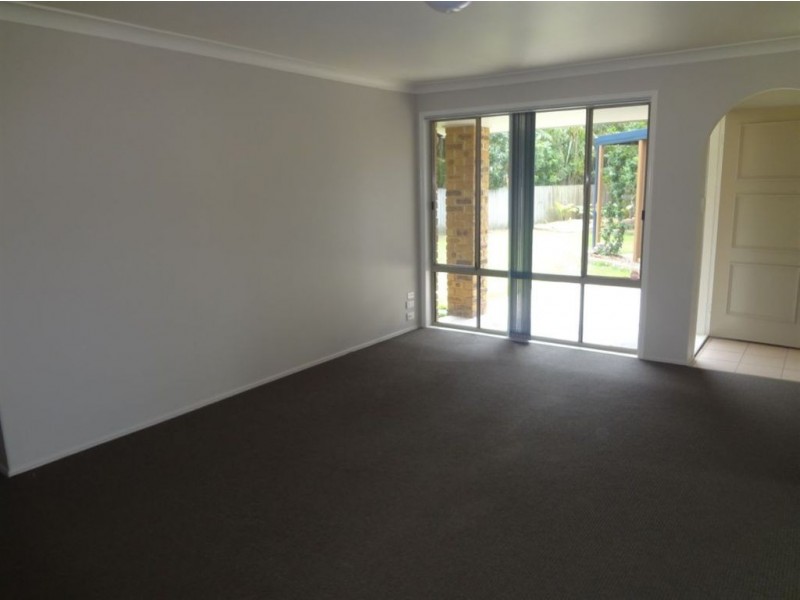 14 Laggan Crt, Merrimac QLD 4226