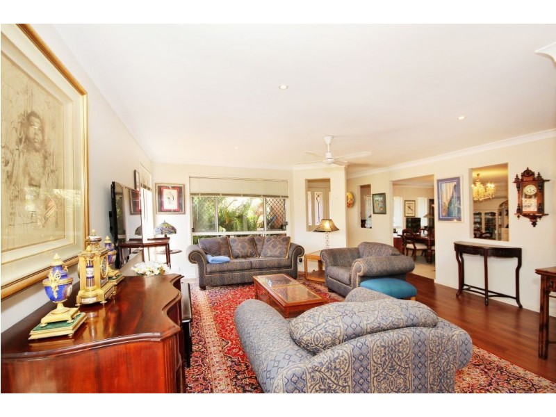 18 Lambor Drive, Mudgeeraba QLD 4213