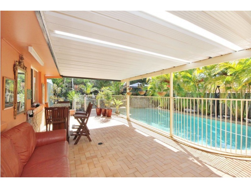 18 Lambor Drive, Mudgeeraba QLD 4213