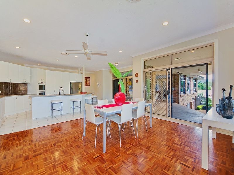 73 Teasdale Drive, Nerang QLD 4211