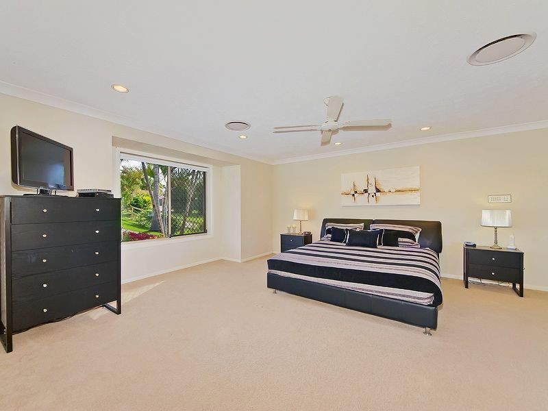 73 Teasdale Drive, Nerang QLD 4211