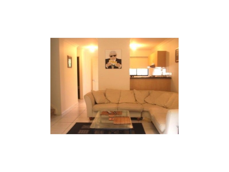 9/232 Queen Street, Southport QLD 4215