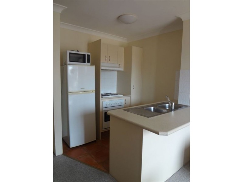 23/33 Lenneberg Street, Southport QLD 4215