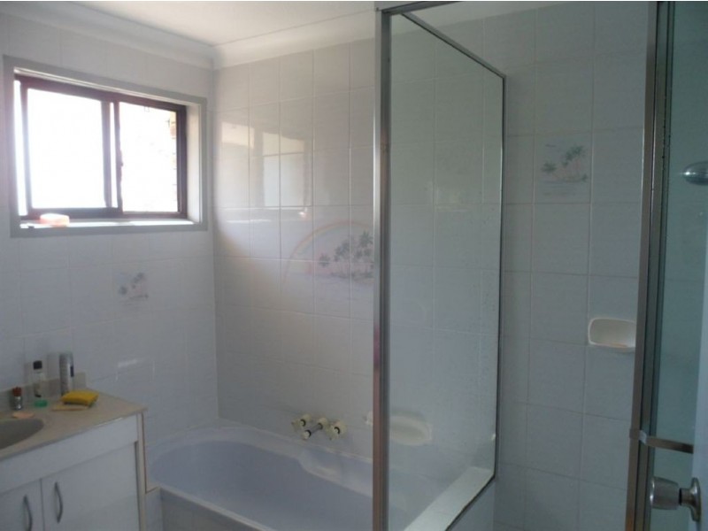 40 Harran Street, Southport QLD 4215