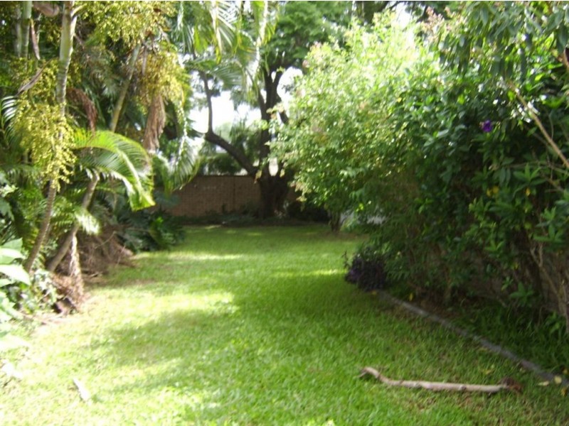 61 Warrener St, Nerang QLD 4211