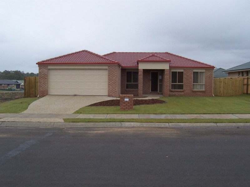 42 Banksia Drive, Raceview QLD 4305