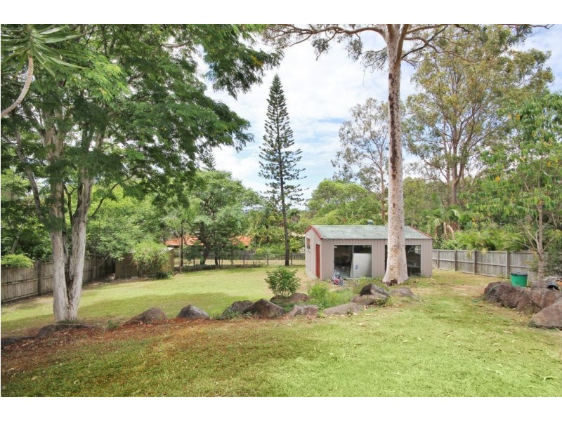 10 Jerrob Court, Carrara QLD 4211