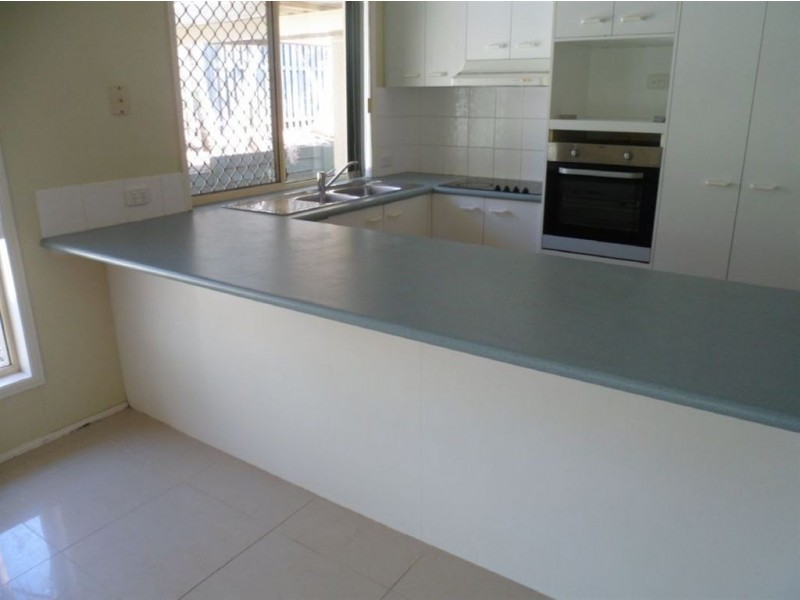 14 Wiltshire Drive, Mudgeeraba QLD 4213