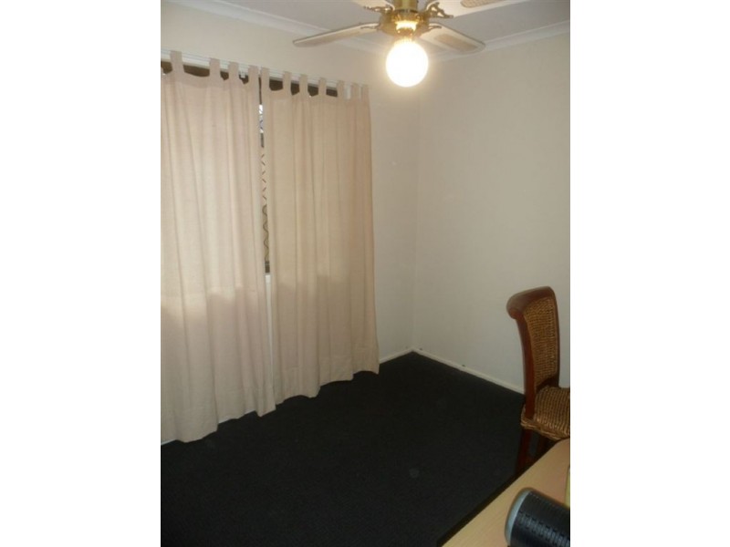 1 Moura Rd, Worongary QLD 4213