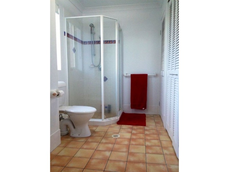 19/21 Peerless Avenue, Mermaid Beach QLD 4218