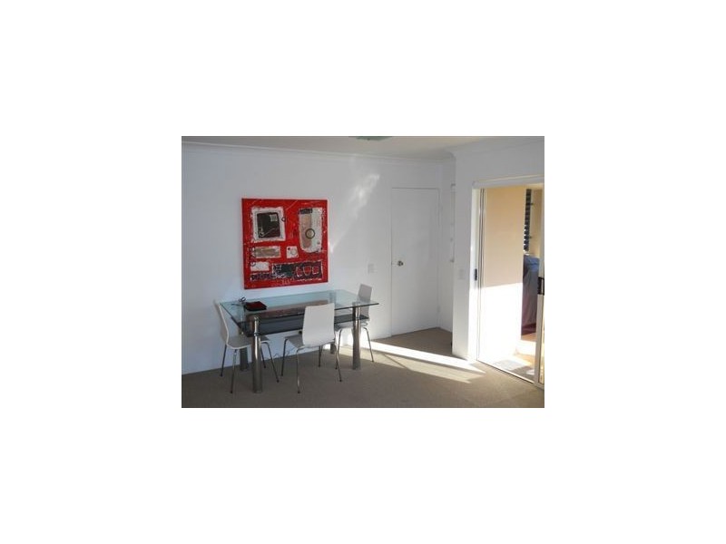 19/21 Peerless Avenue, Mermaid Beach QLD 4218